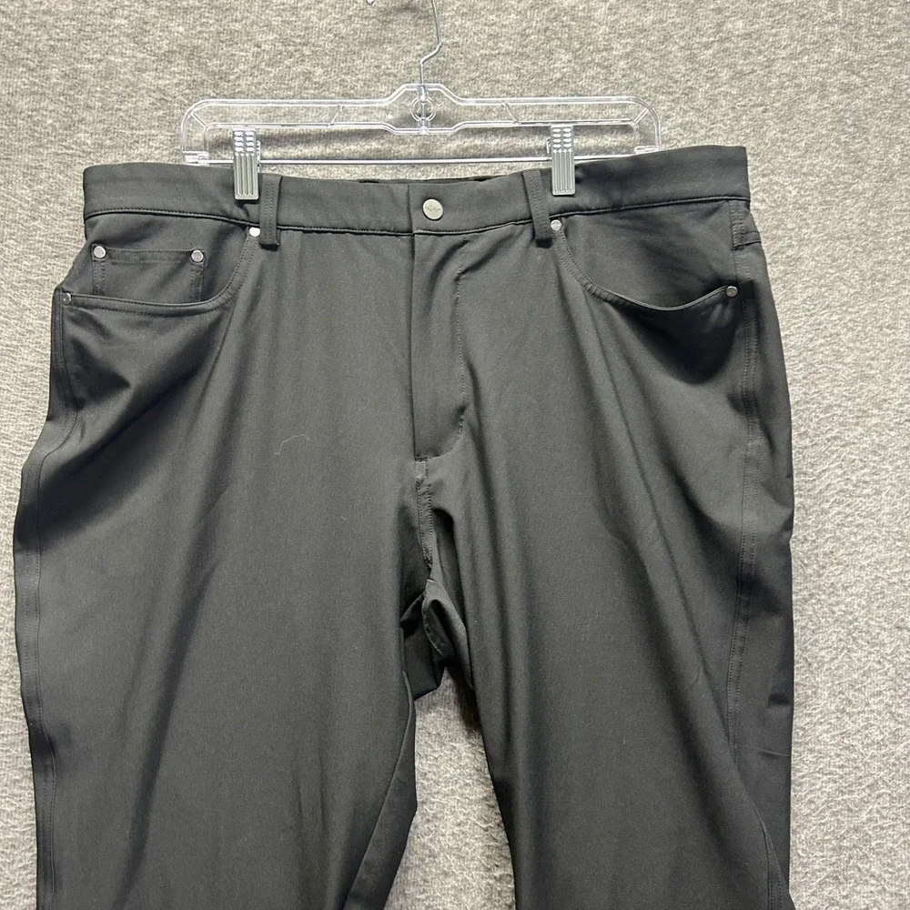 Greg Norman Mens Black Performance Golf Pants Stretch 5-Pocket 38x30 Flat Front